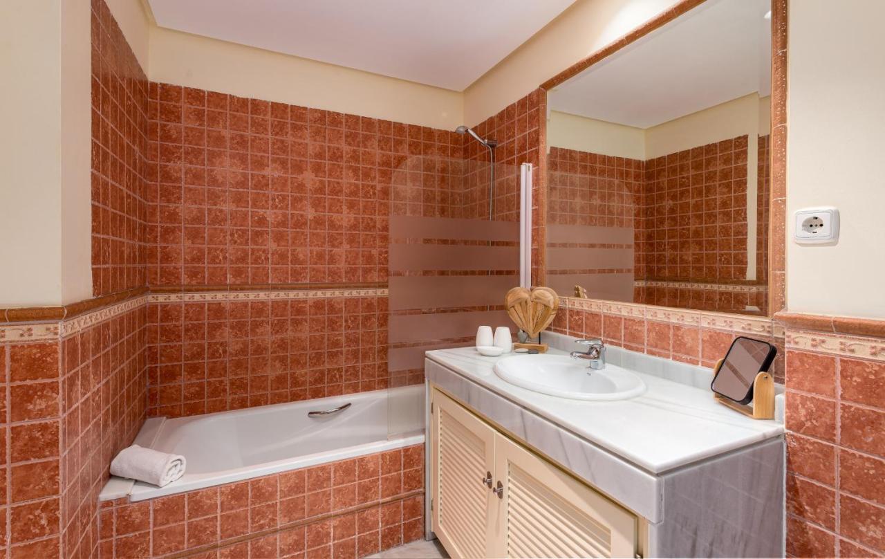 Colinas El Hacho 2320 Sea View Daire Manilva Dış mekan fotoğraf
